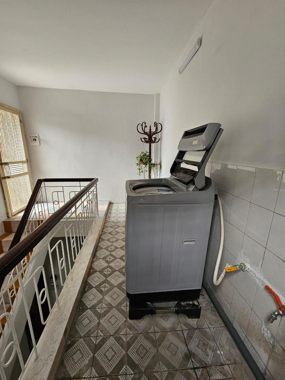 Sisan Home 60 Hang Bo, Hoan Kiem Ханой Экстерьер фото